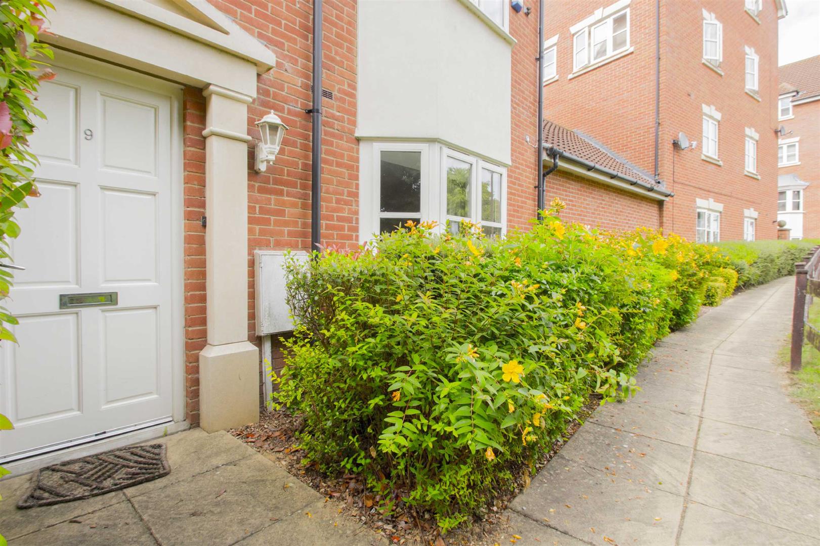 Woodall Close, Middleton, Milton Keynes